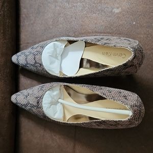 Calvin Klein Dolly Lux Snake, Olive, 8M